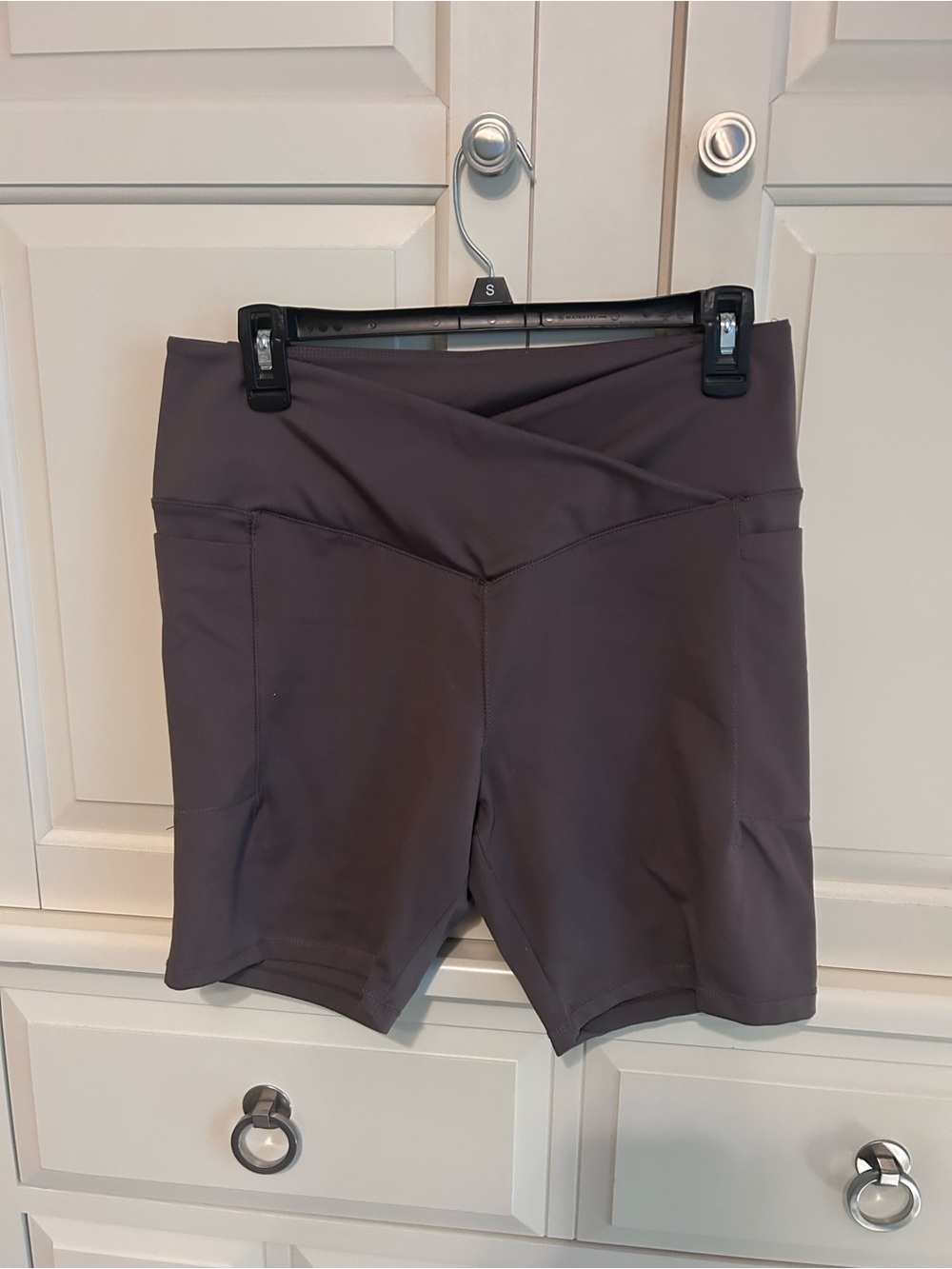 Women’s danskin crossover gym short